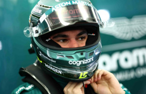 <p>Formula 1 Testing in Bahrain - Day 1 Sport, Motorsport, Formula One Racing BAHRAIN, BAHRAIN - FEBRUARY 26: Lance Stroll of Canada and Aston Martin F1 Team suits up as he prepares to drive during day one of F1 Testing at Bahrain International Circuit on February 26, 2025 in Bahrain, Bahrain. (Photo by Zak Mauger/LAT Images)</p>