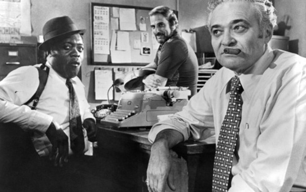 <p>Actors Tony King and Albert Seedman on set of the United Artists movie "Report to the Commissioner" in 1975. (Photo by Michael Ochs Archives/Getty Images)</p>