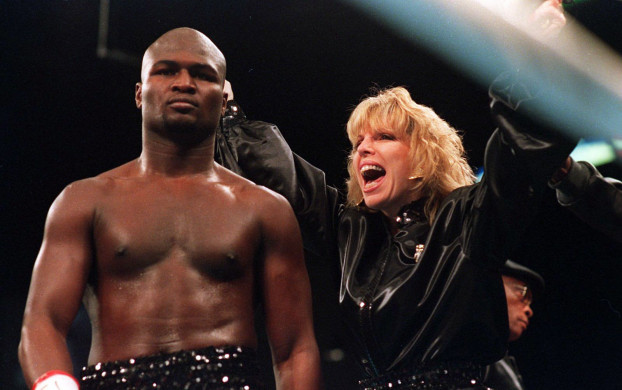 <p>18 NOV 1994: JACKIE KALLEN, MANAGER OF JAMES TONEY, BEFORE TONEY'S FIGHT WITH ROY JONES JR AT THE MGM GRAND HOTEL IN LAS VEGAS, NEVADA. Mandatory Credit: Holly Stein/ALLSPORT</p>